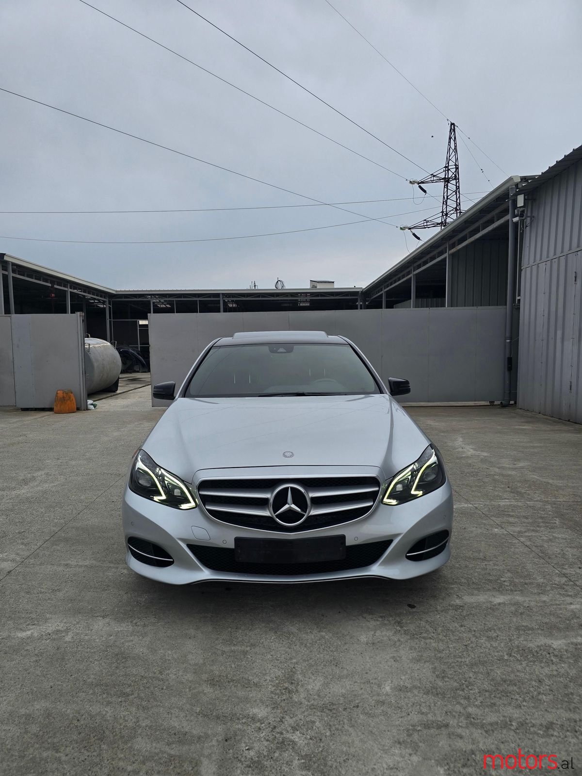 2014' Mercedes-Benz E 220 photo #3