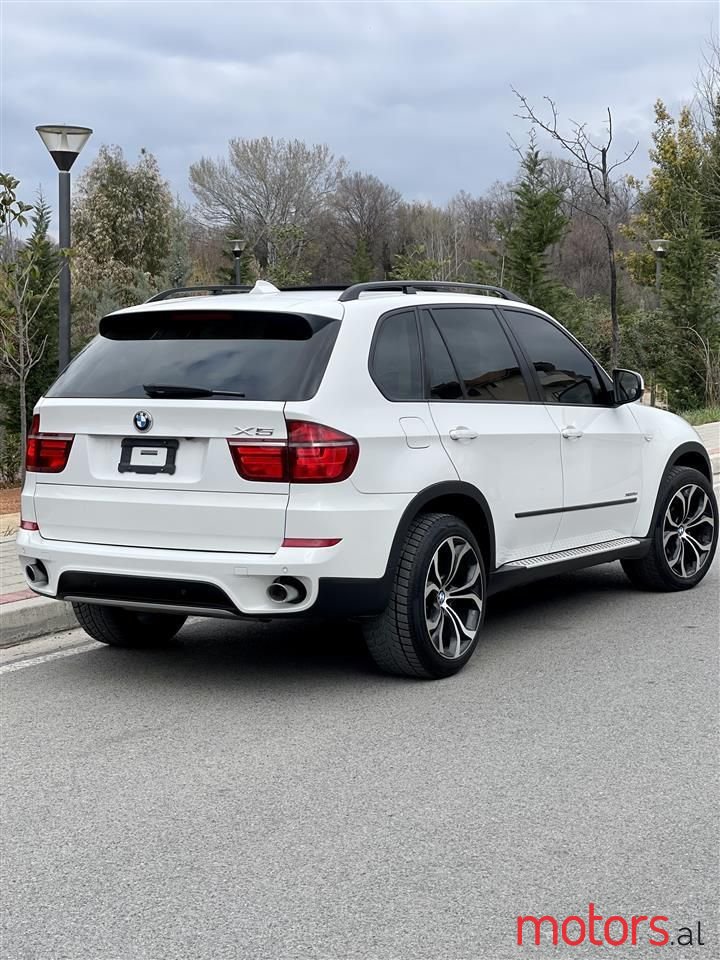 2011' BMW X5 photo #5