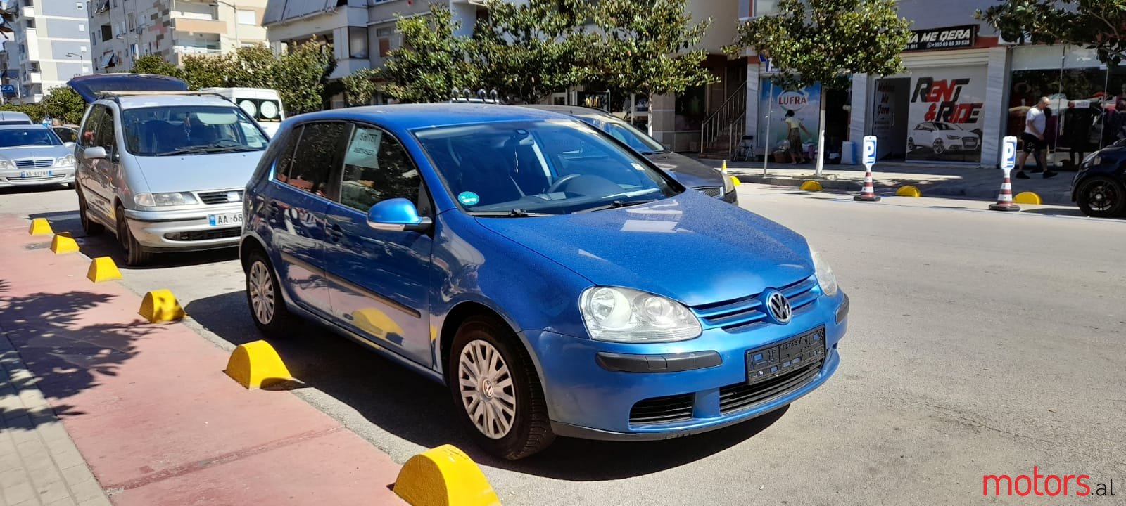 2005' Volkswagen Golf V photo #2