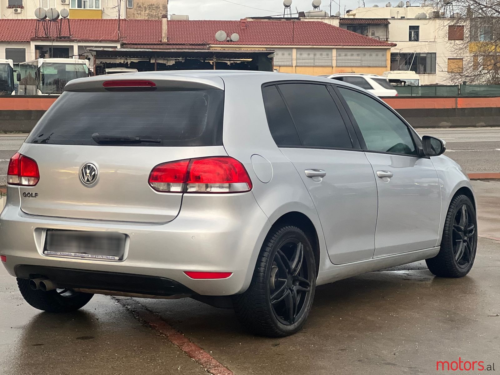 2009' Volkswagen Golf photo #6