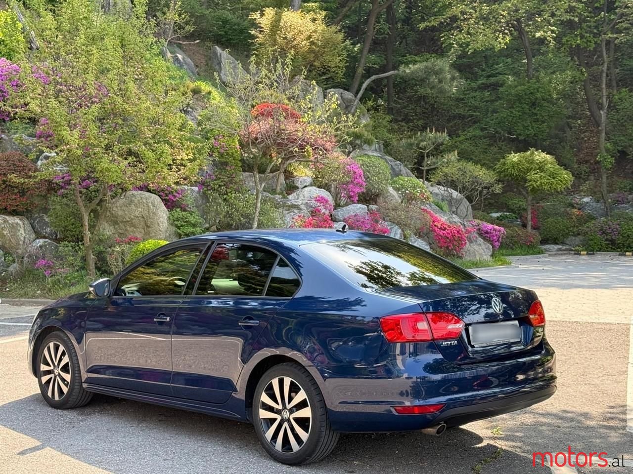 2014' Volkswagen Jetta photo #3