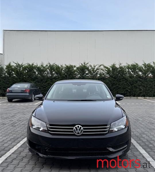 2012' Volkswagen Passat photo #3