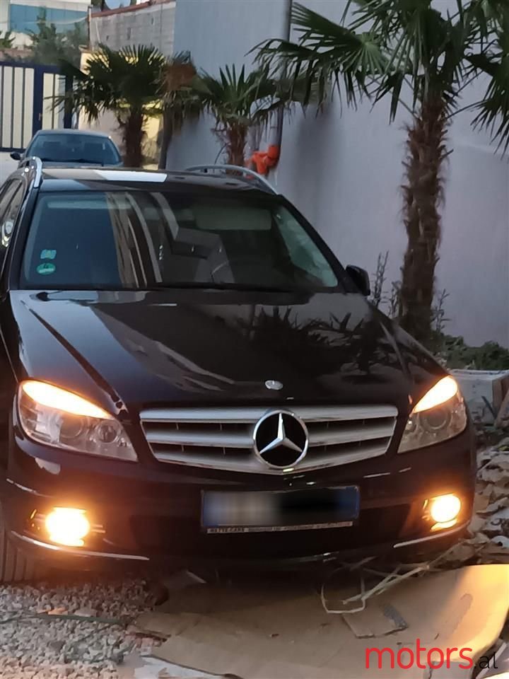 2009' Mercedes-Benz C 220 photo #2