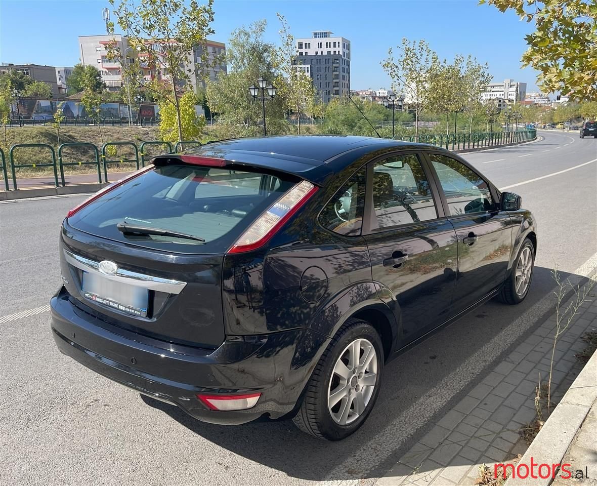 2008' Ford Focus photo #4