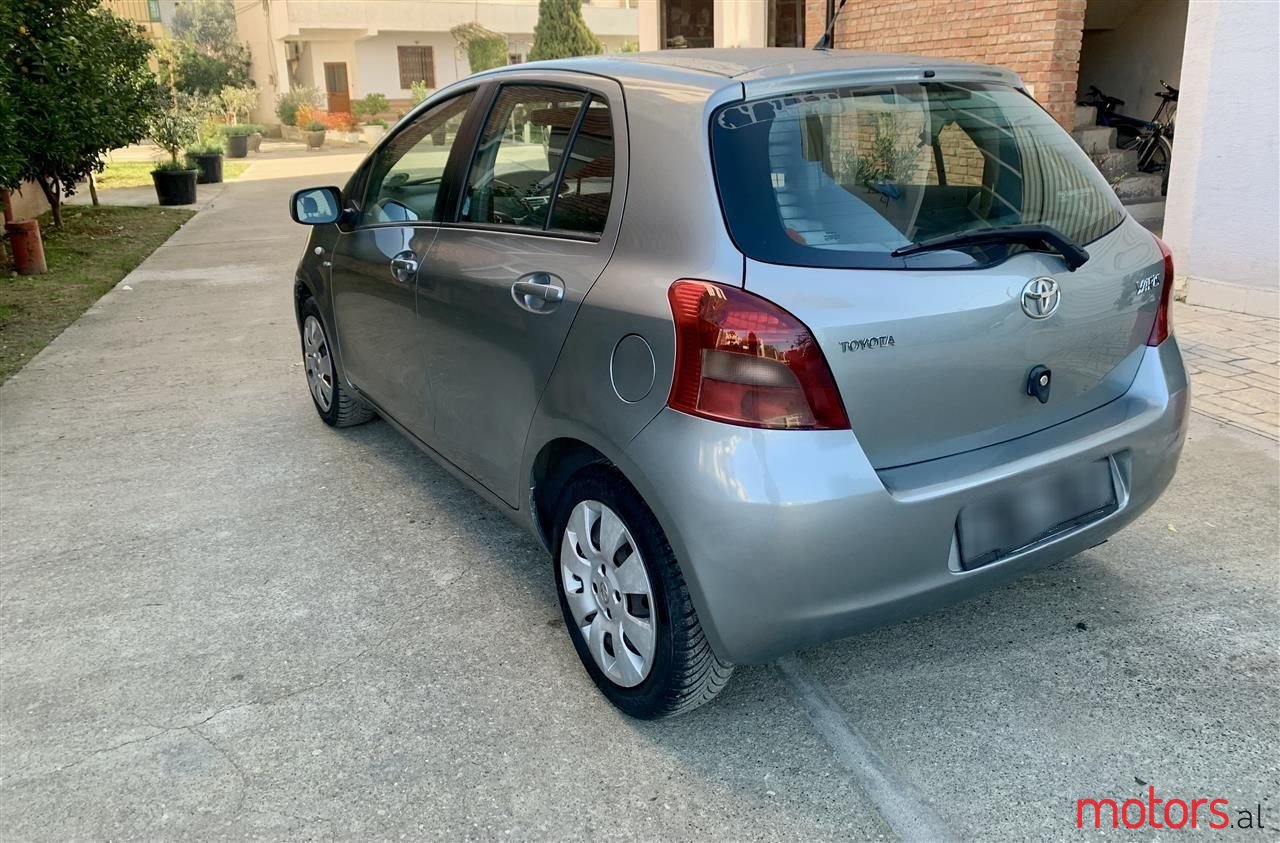 2006' Toyota Yaris photo #5