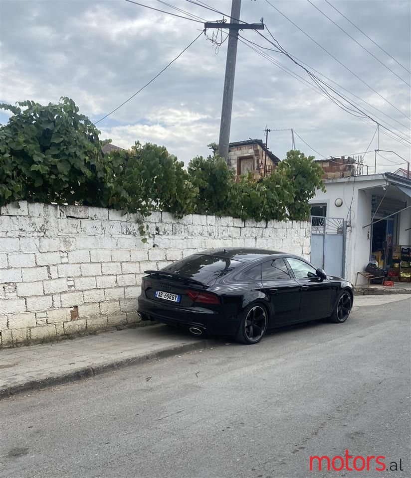 2011' Audi A7 photo #2