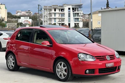 2006' Volkswagen Golf