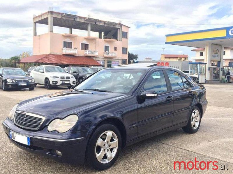 2001' Mercedes-Benz C 220 photo #1