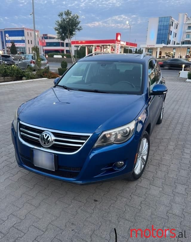 2009' Volkswagen Tiguan photo #4