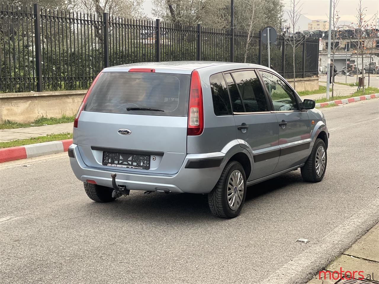 2006' Ford Fusion photo #4