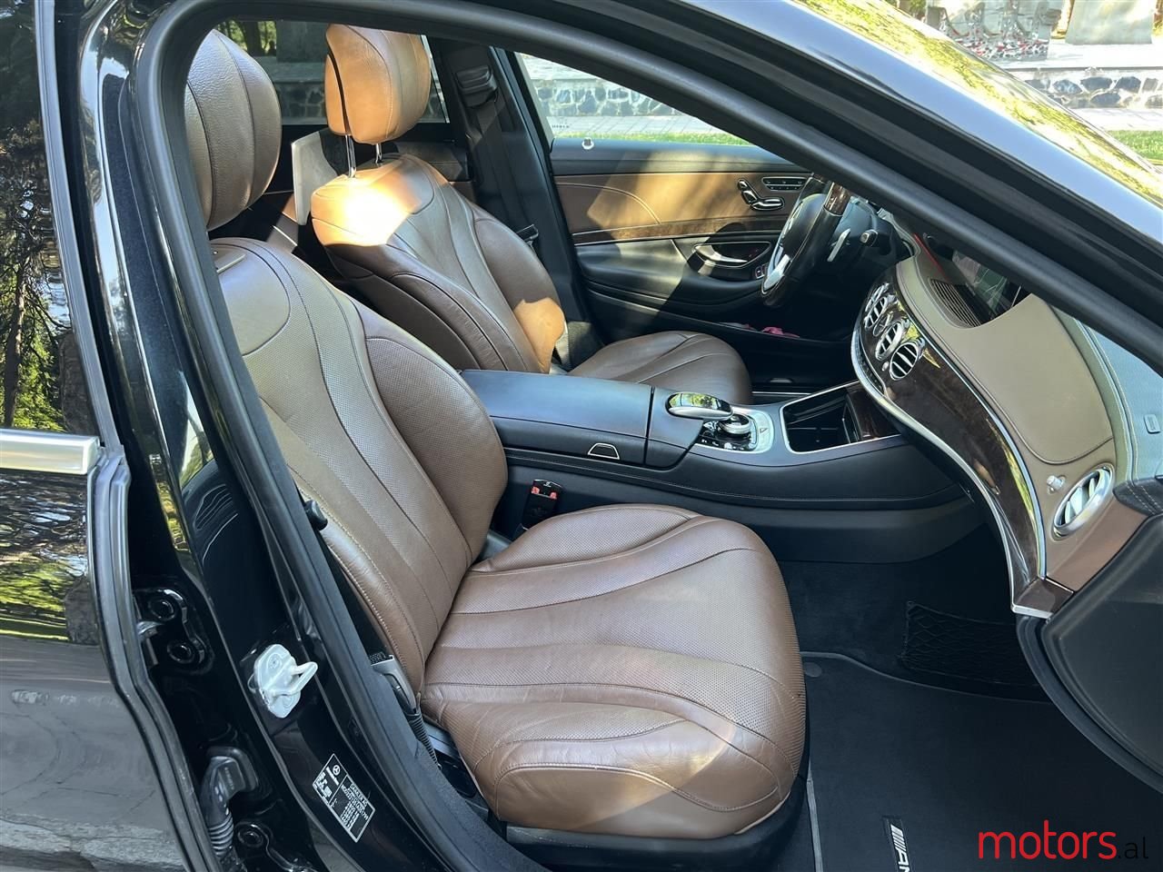 2017' Mercedes-Benz S 400 photo #3