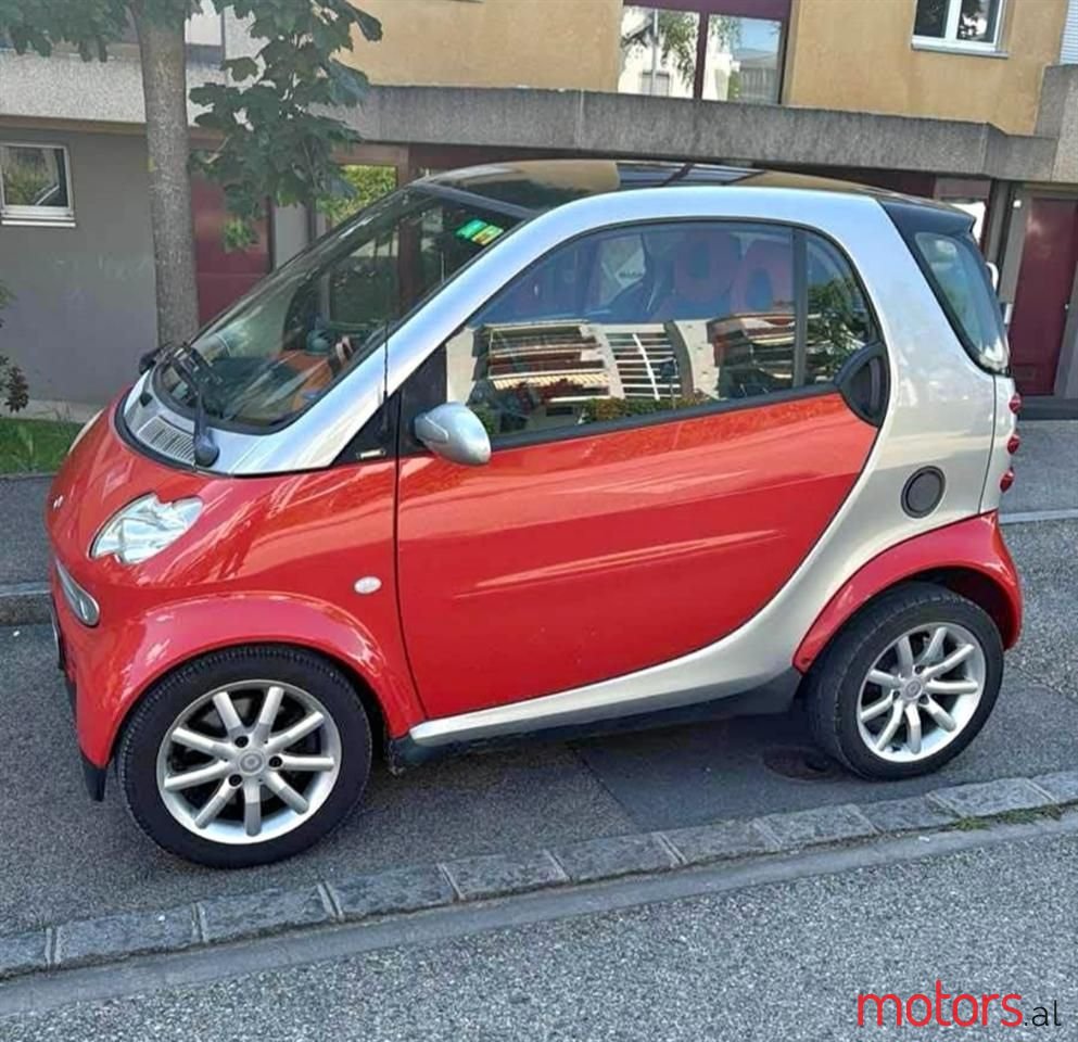 2010' Smart Fortwo photo #1