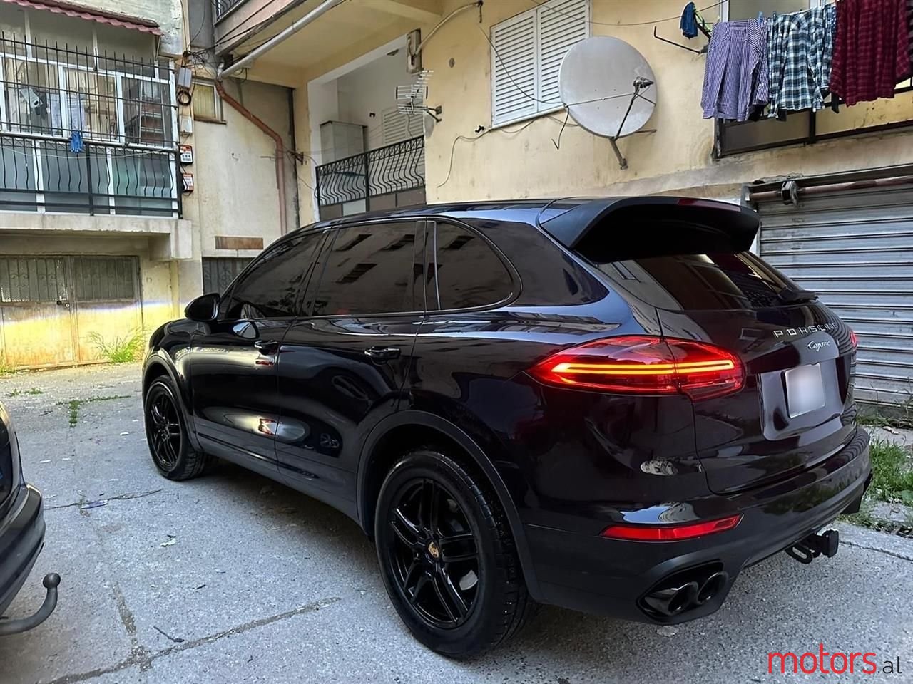 2016' Porsche Cayenne photo #1