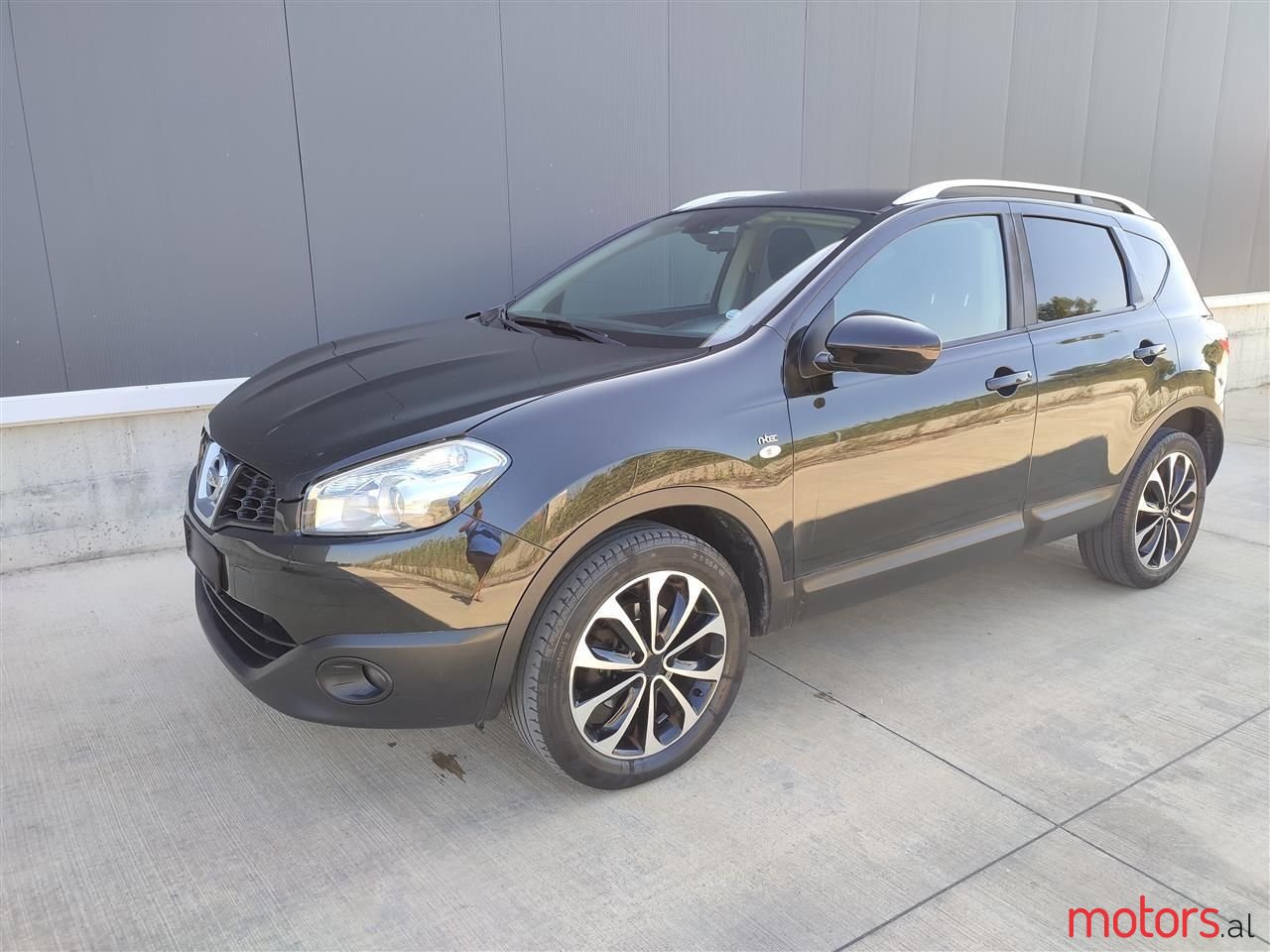 2011' Nissan Qashqai photo #1