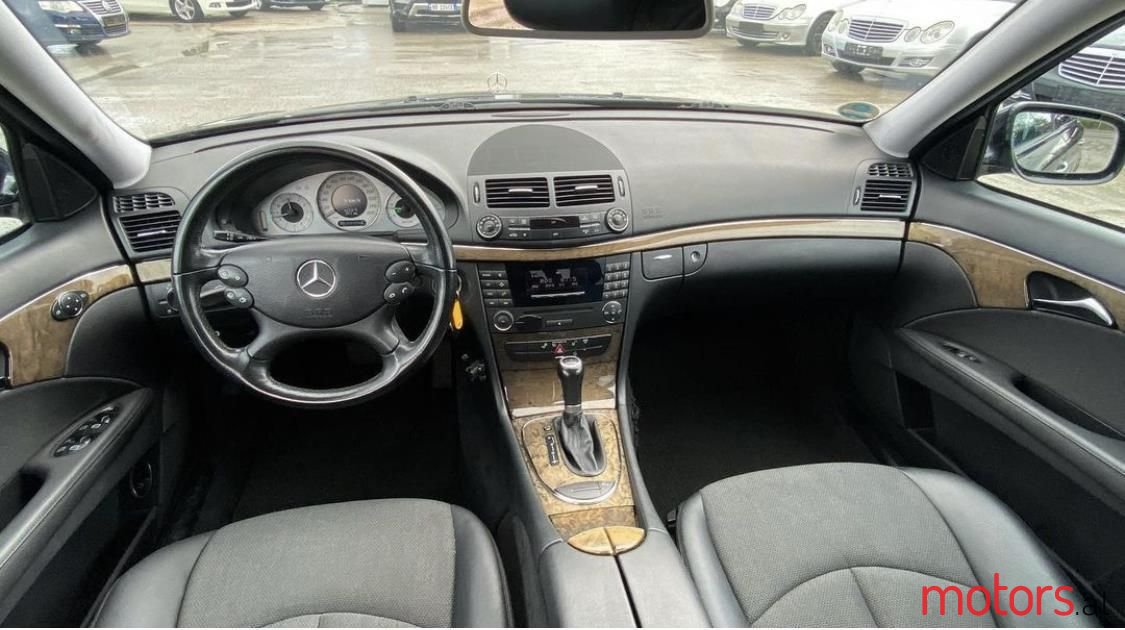 2007' Mercedes-Benz E 280 photo #5
