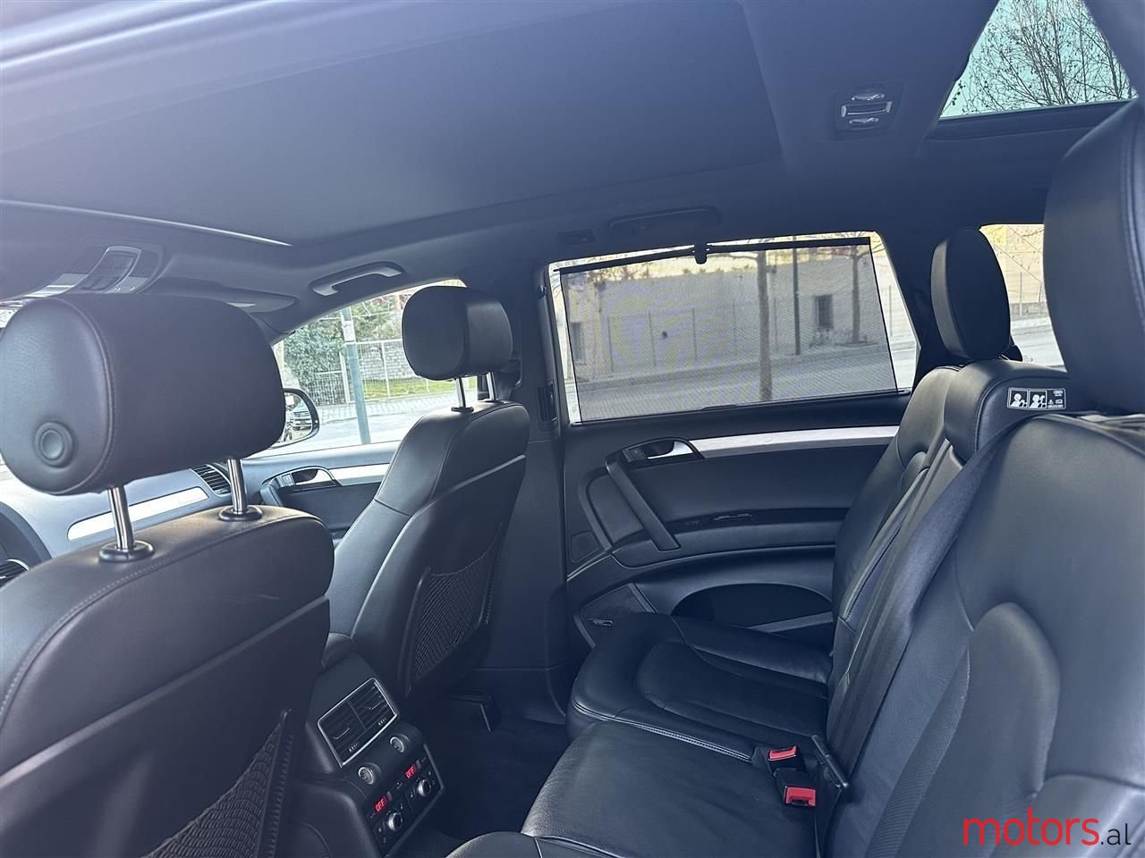 2013' Audi Q7 photo #6