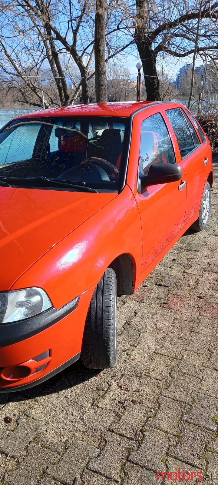 2006' Volkswagen Polo photo #1