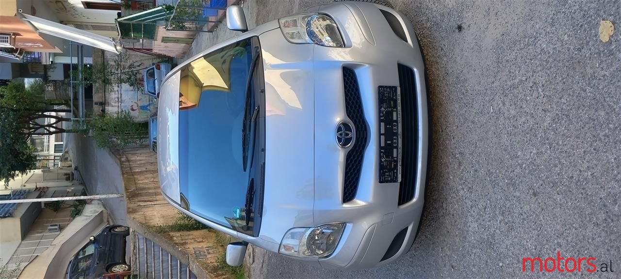 2009' Toyota Yaris photo #3