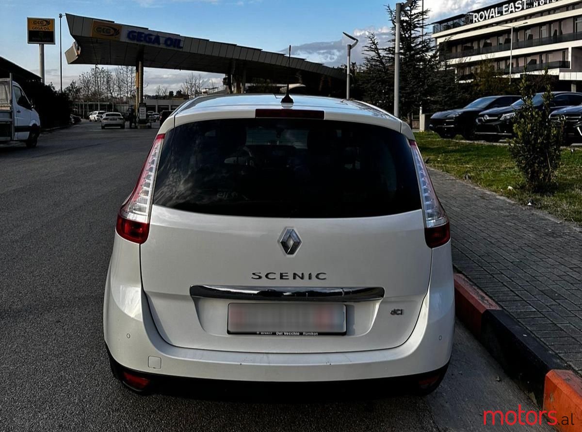 2012' Renault Grand Scenic photo #2