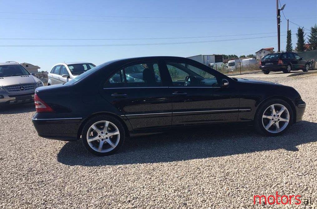 2006' Mercedes-Benz C 220 photo #1