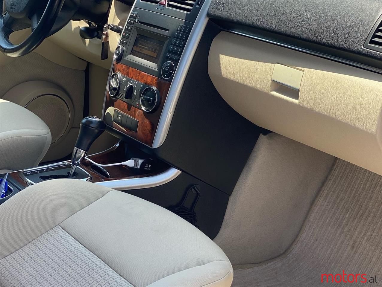 2008' Mercedes-Benz B 180 photo #3