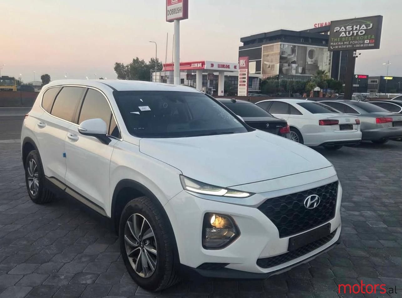2019' Hyundai Santa Fe photo #1