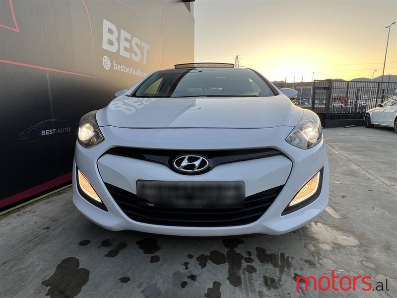 2012' Hyundai i30 photo #6