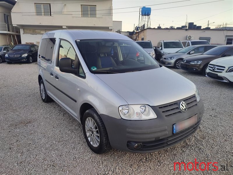 2006' Volkswagen Caddy photo #2