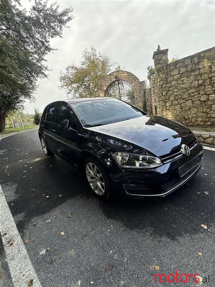 2013' Volkswagen Golf photo #6