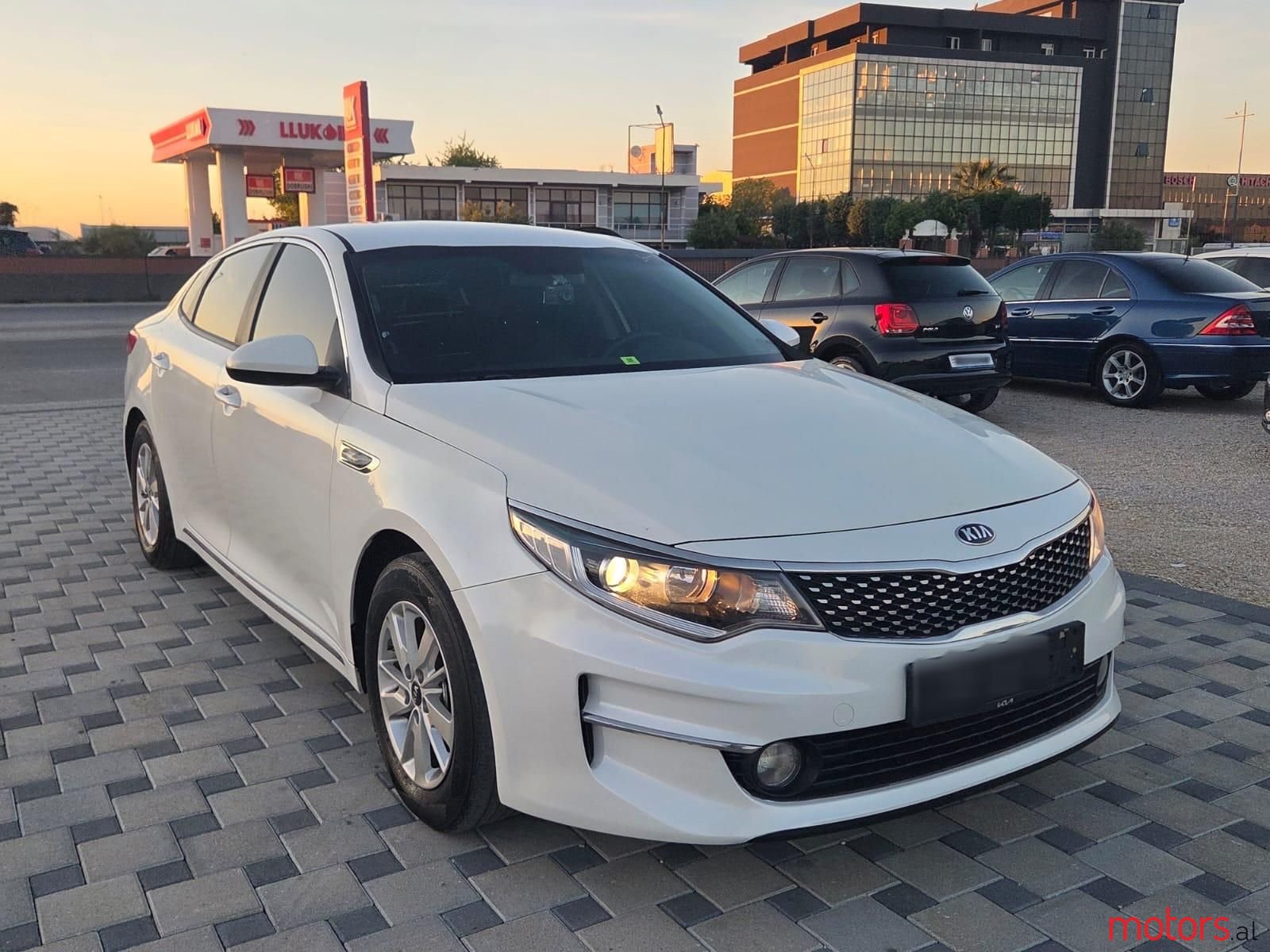 2016' Kia K5 photo #2