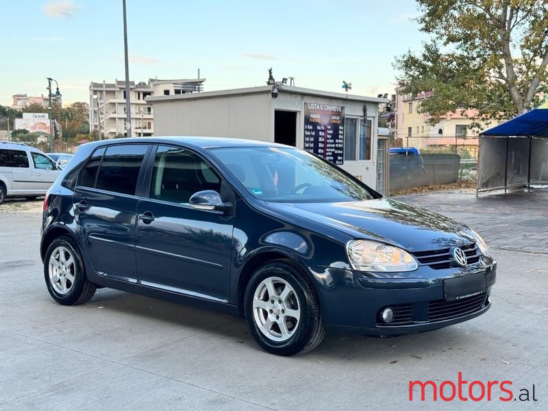 2007' Volkswagen Golf photo #1