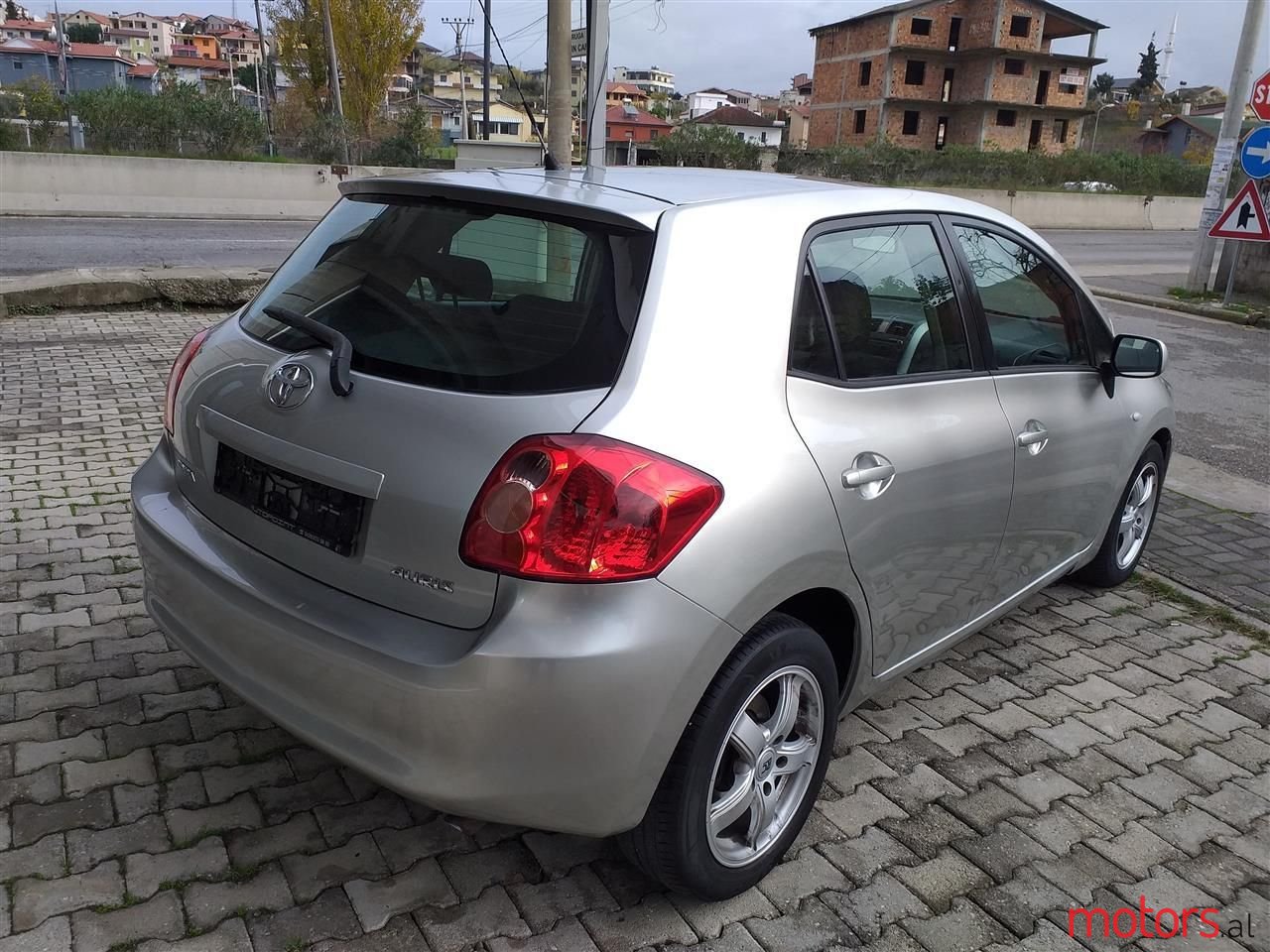 2008' Toyota Auris photo #3