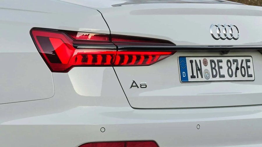 Audi A6 bage