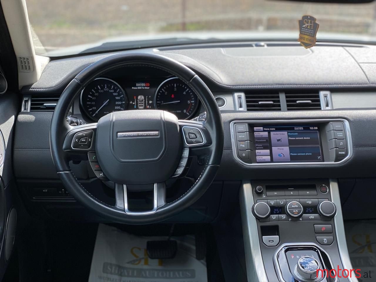 2012' Land Rover Range Rover Evoque photo #4