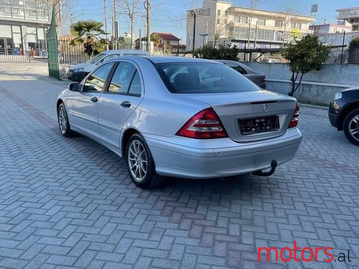 2006' Mercedes-Benz C 220 photo #3