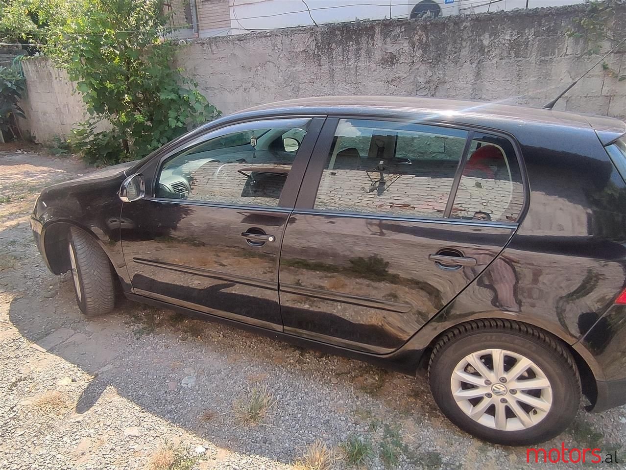 2008' Volkswagen Golf photo #4