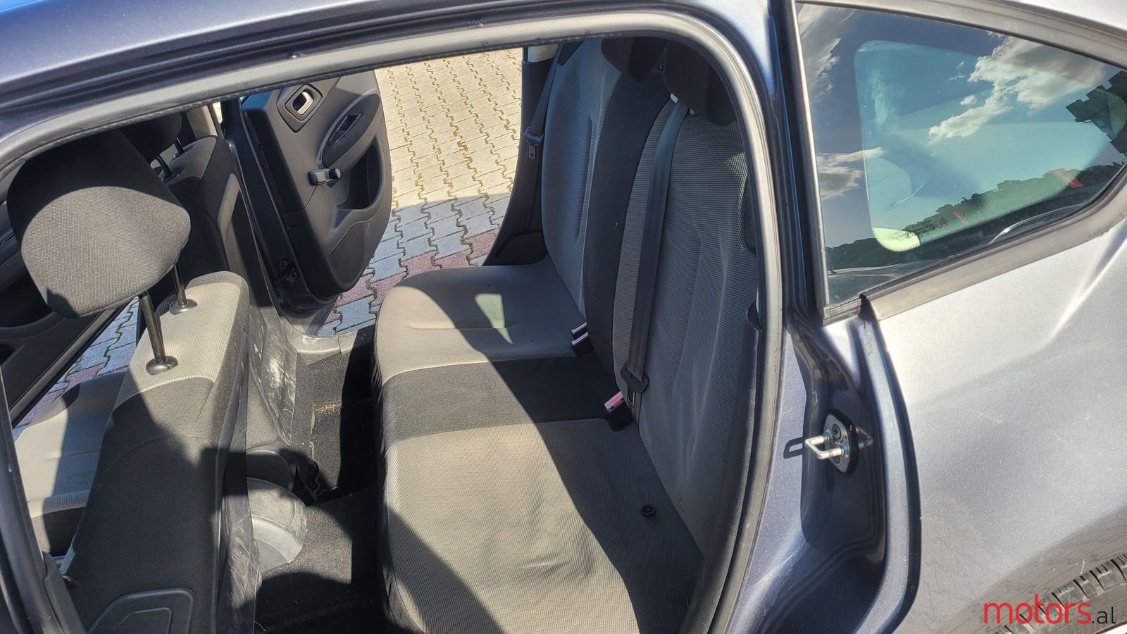 2010' Citroen C4 photo #5