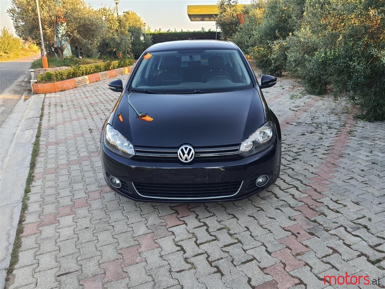 2010' Volkswagen Golf photo #3