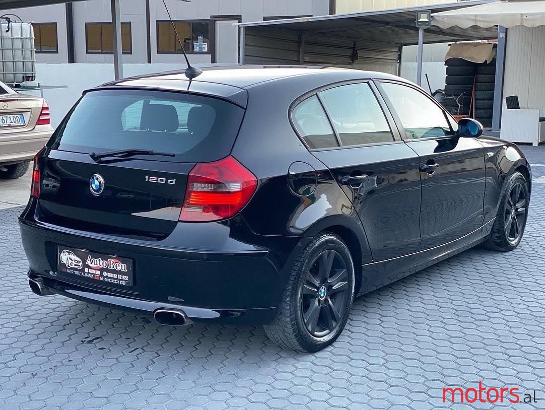 2008' BMW 120 photo #3