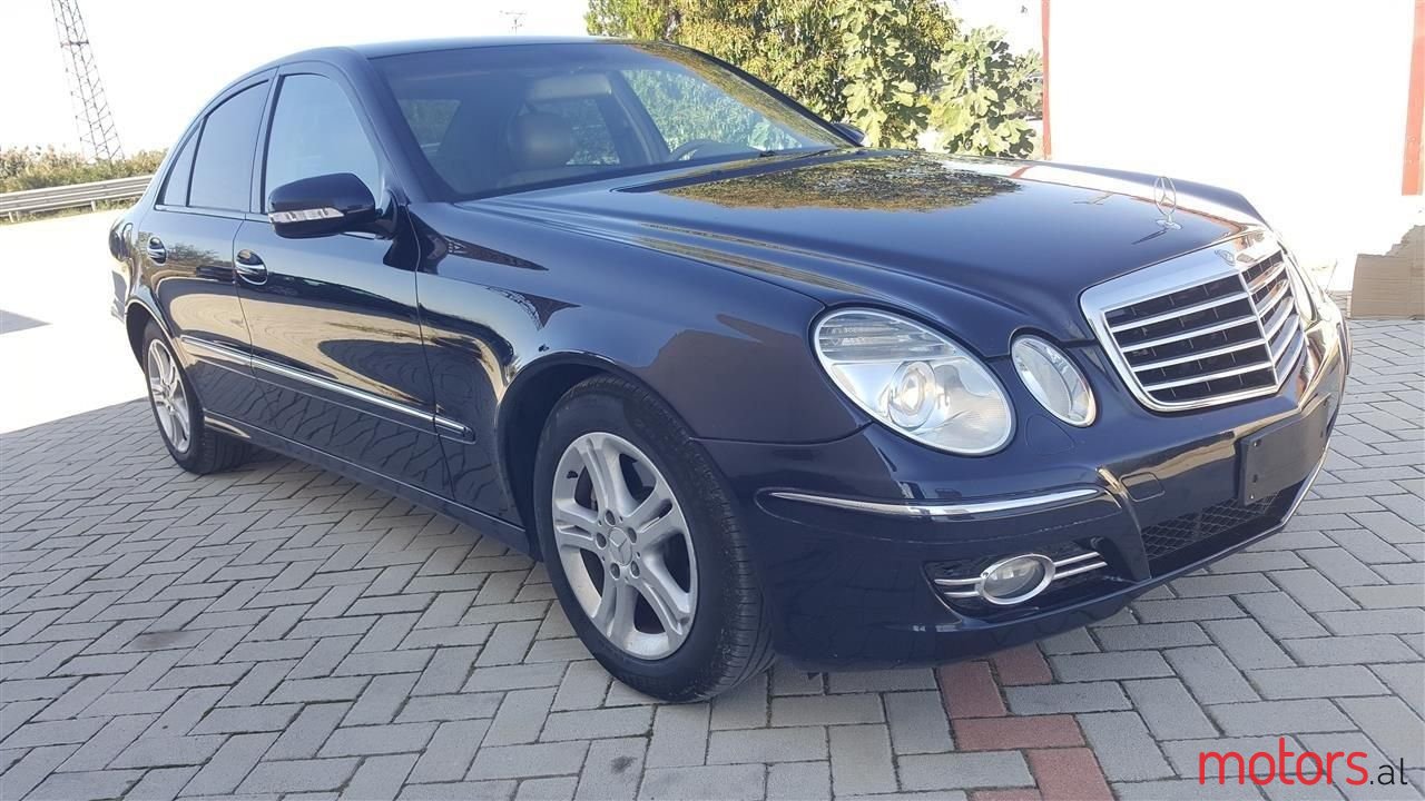 2007' Mercedes-Benz E 220 photo #1