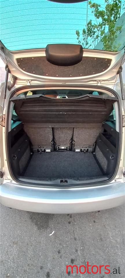 2007' Skoda Roomster photo #6