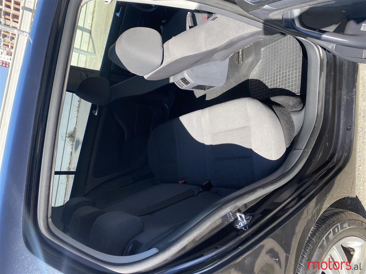 2007' Volkswagen Golf photo #6