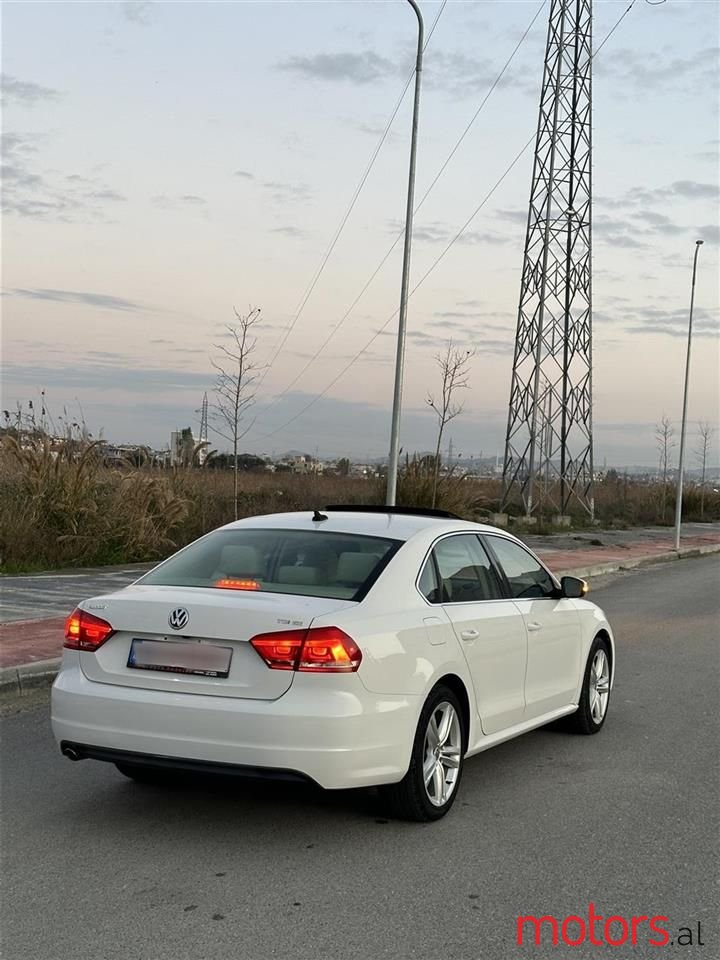 2014' Volkswagen Passat photo #6