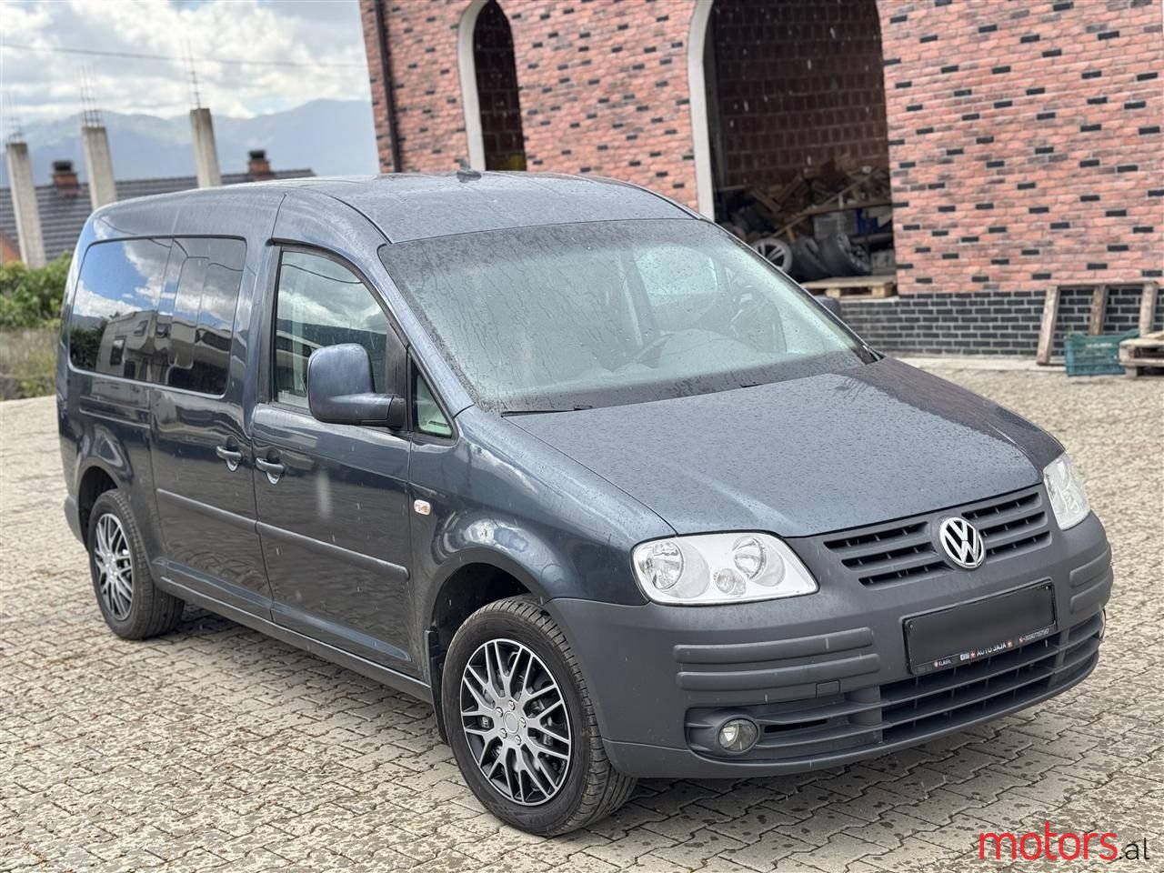 2010' Volkswagen Caddy photo #5