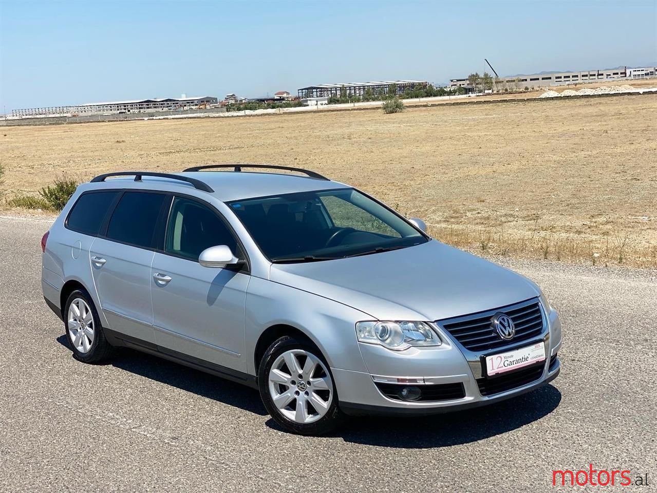 2008' Volkswagen Passat photo #2