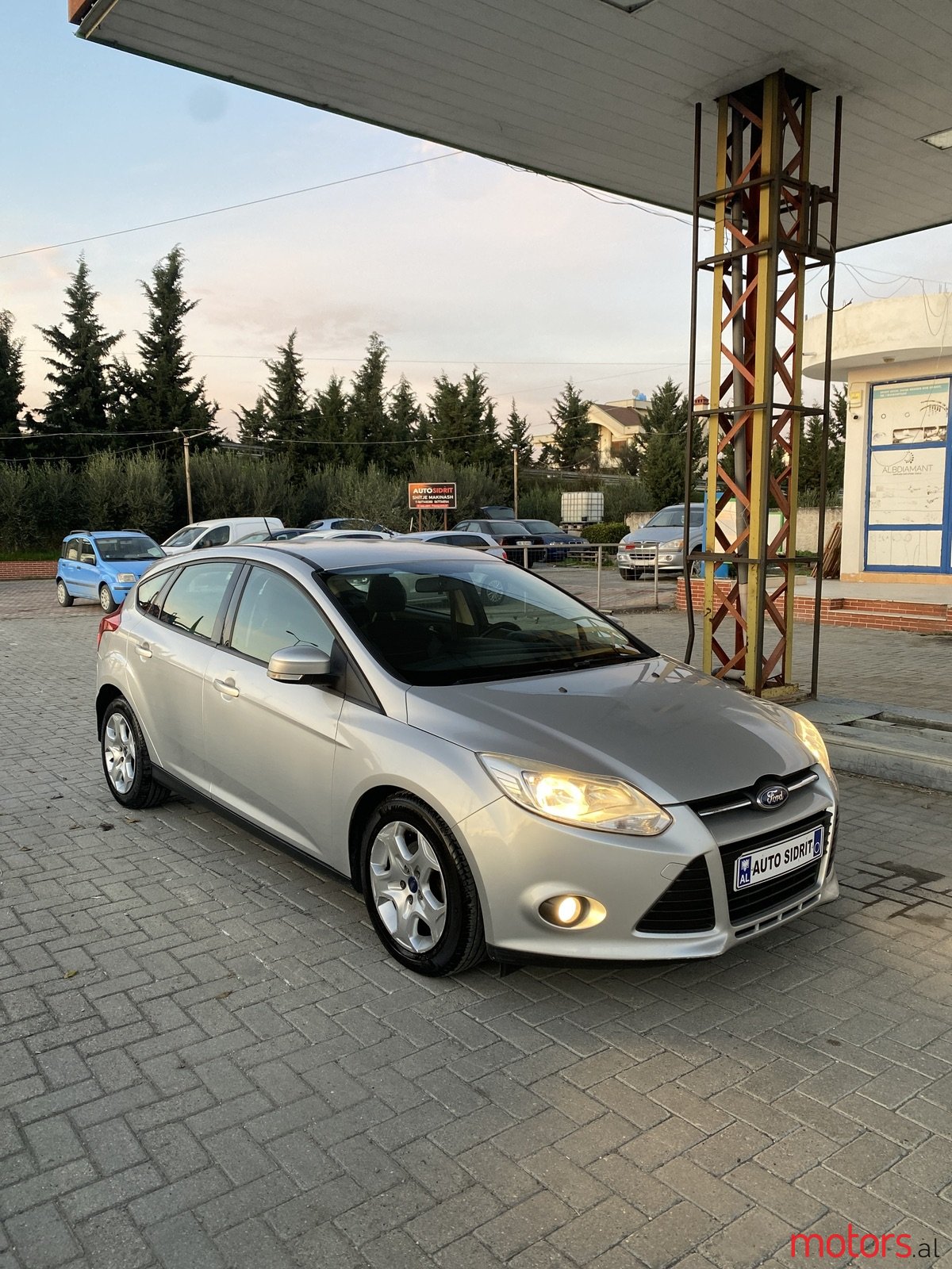 2012' Ford Focus photo #1