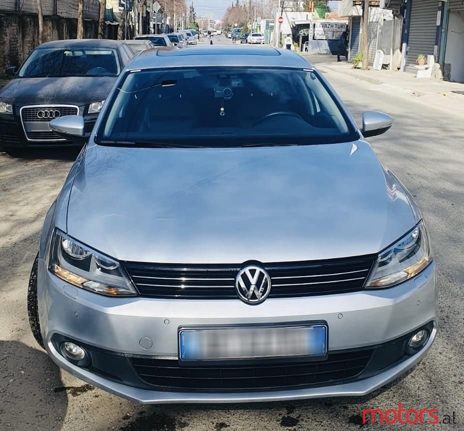 2013' Volkswagen Jetta photo #1