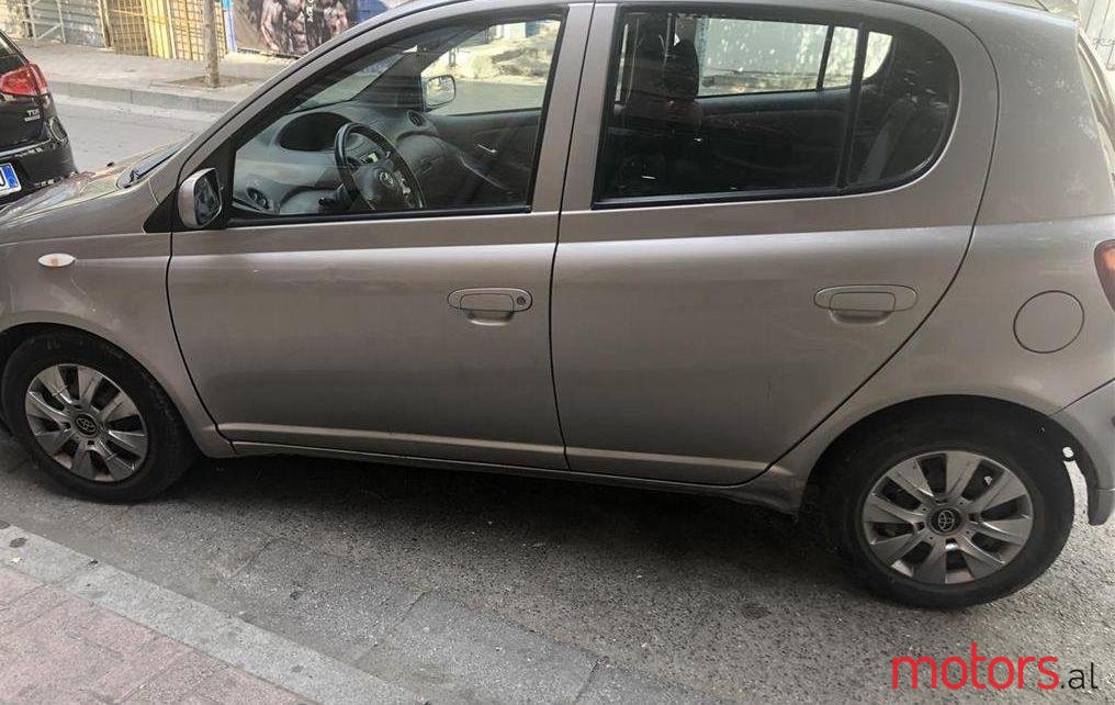 2005' Toyota Yaris photo #1