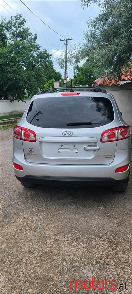 2011' Hyundai Santa Fe photo #2