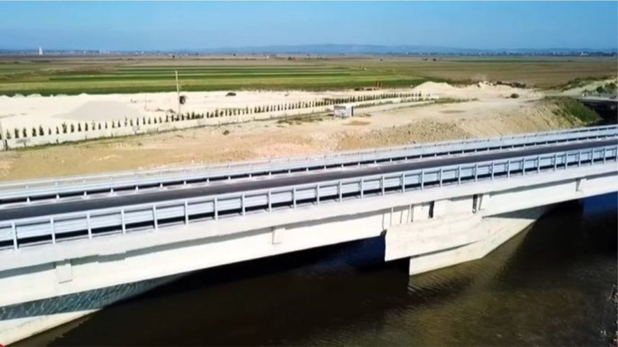 Fier/Përfundon ndërtimi i urës së Hoxharës, Rama: Çelim kapitull të ri zhvillimi turistik